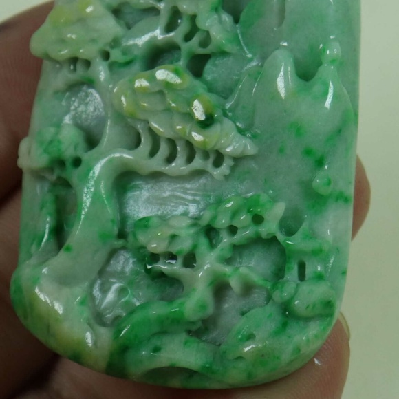 Cert'd Green 100% Natural A Jade jadeite Pendant Carved landscape - Picture 3 of 11